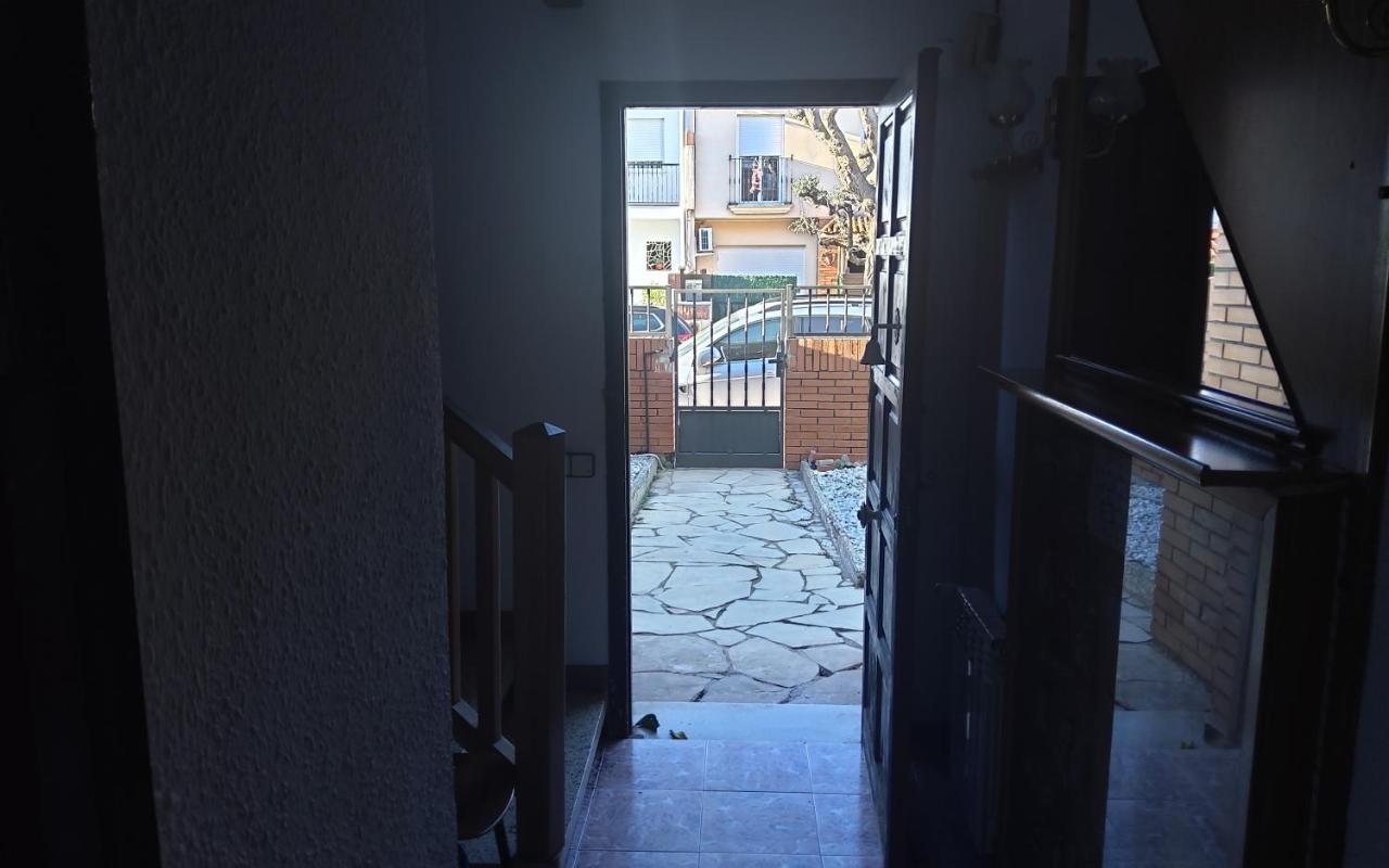Holidays Domus Iano Esparreguera Kültér fotó